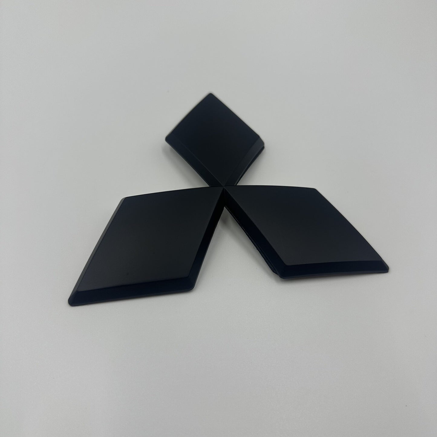Fits Mitsubishi Triton L200 Front Badge Emblem Logo 05-15 14.5X15cm