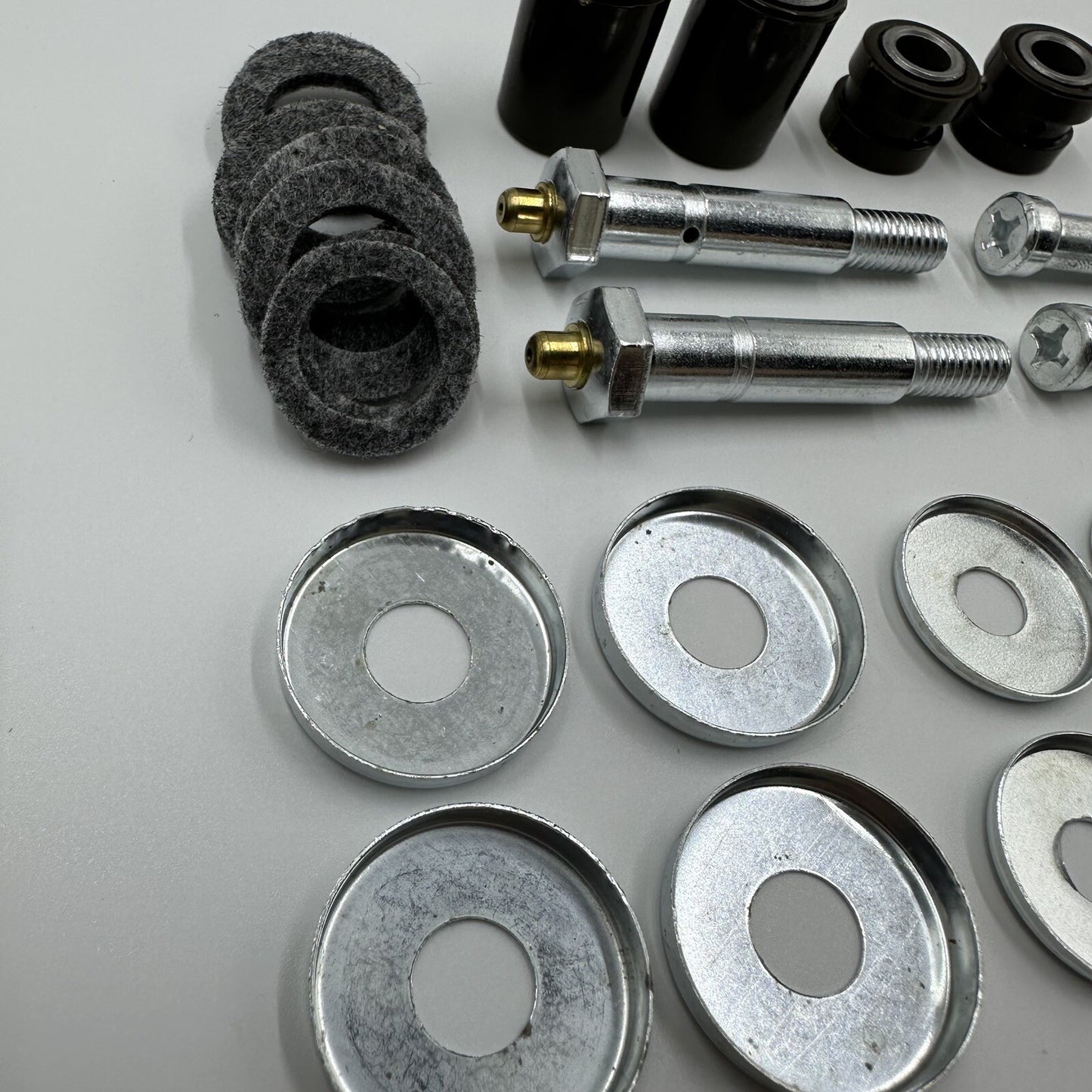 Fits Honda Cub C50 C70 C90 Front Suspension Fork Arm Repair Kit Pivot Bushes