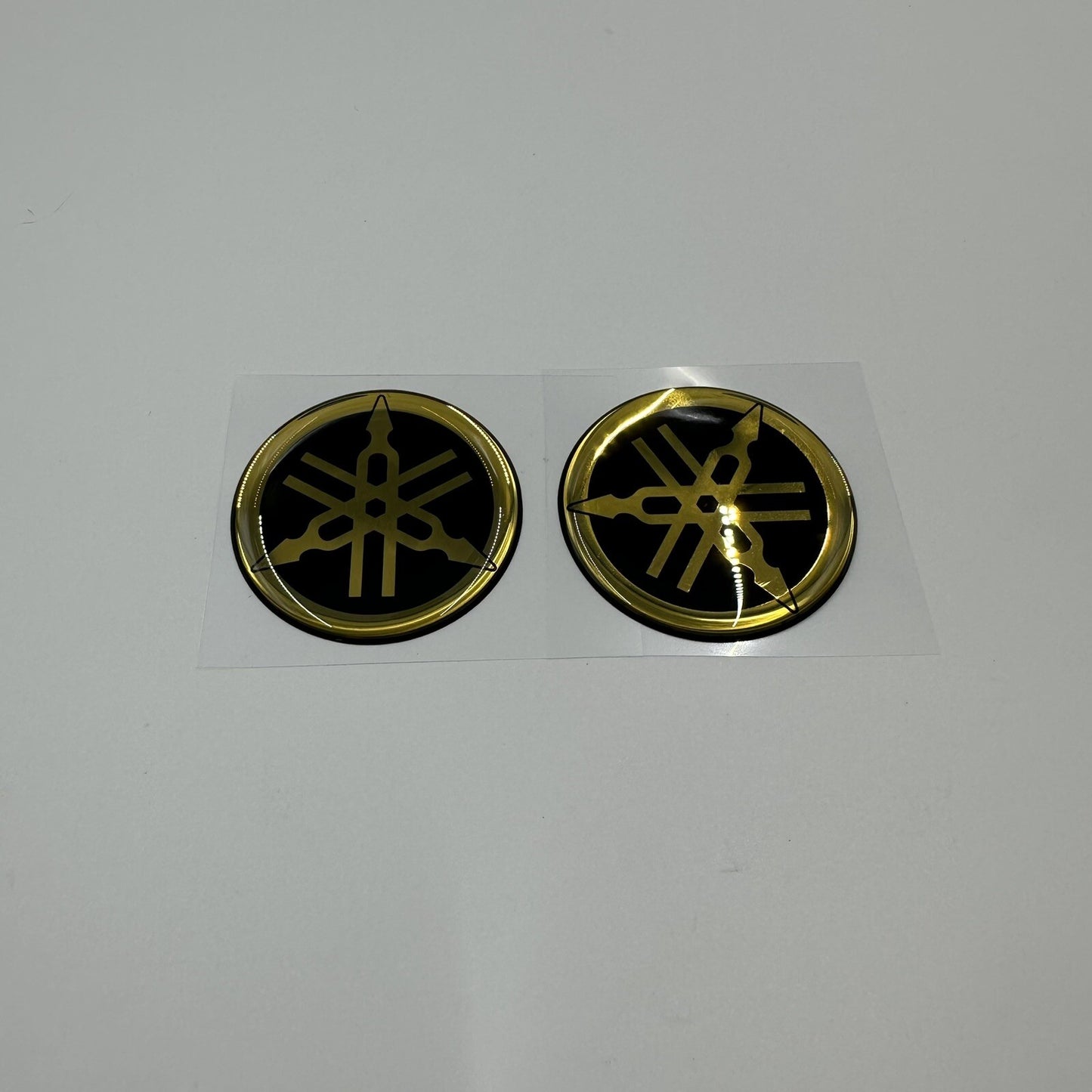 Genuine Yamaha R1 R6 R7 XJR YZF Tank Emblem Badge Gel Decal Sticker 45MM Gold X2