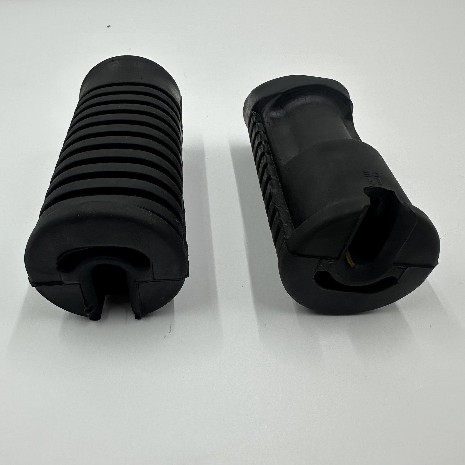 Genuine Honda Innova ANF125 Front Foot Peg  Rest Footpeg Rubbers Set 2003 - 2012